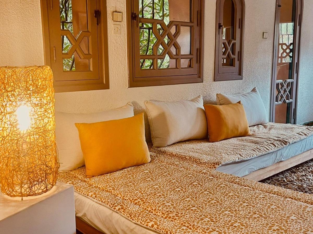 La Vie En Rose - Horses & Dogs House Bed & Breakfast Ait Hamid Exterior photo